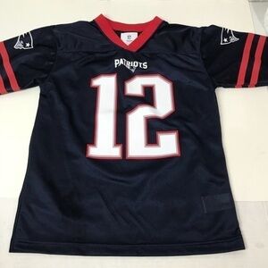 New England Patriots “ 12 Brady “ Yourh L (10/12)